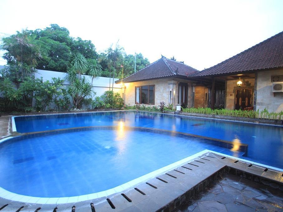 Taman Sari Cottages Kuta Lombok Exterior foto